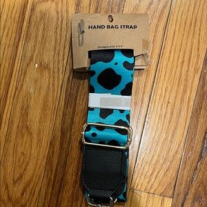 Chic Black and Blue Crossbody Bag Strap